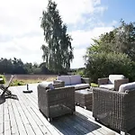 Tatil Evi Three-bedroom In 8 *