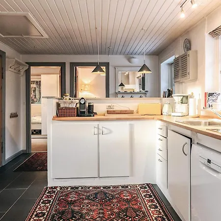 Three-bedroom In 8 Holiday home